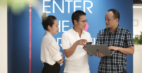 Đội ngũ Callio thảo luận sản phẩm