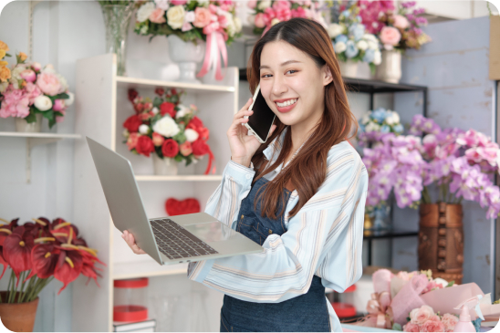 Trợ lý kinh doanh làm việc với khách hàng